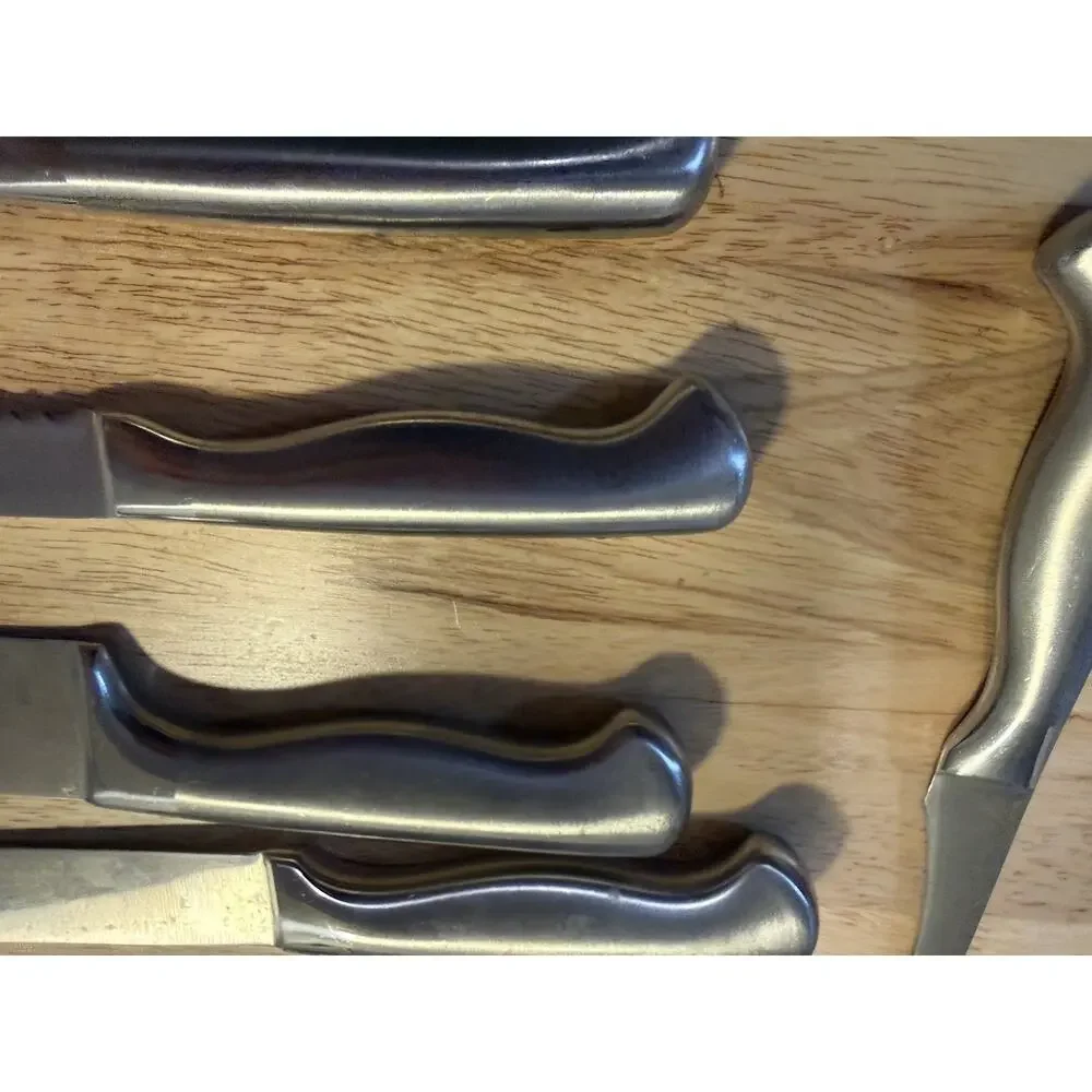 sabatier 7 Piece knife set 20B769 Family Used